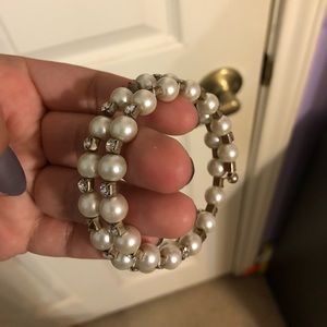 Pearl bracelet